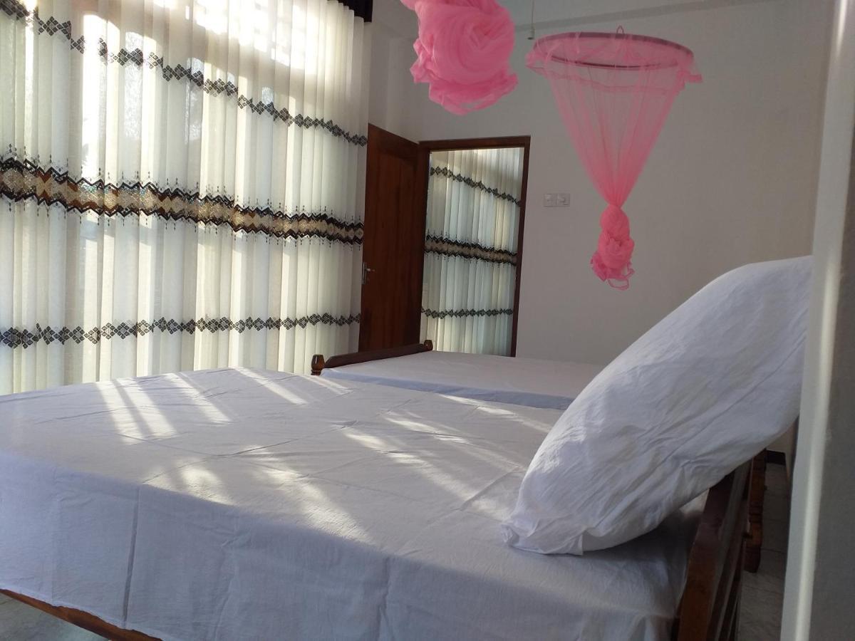 Mangohut Joy Apartment Anuradhapura Exterior photo